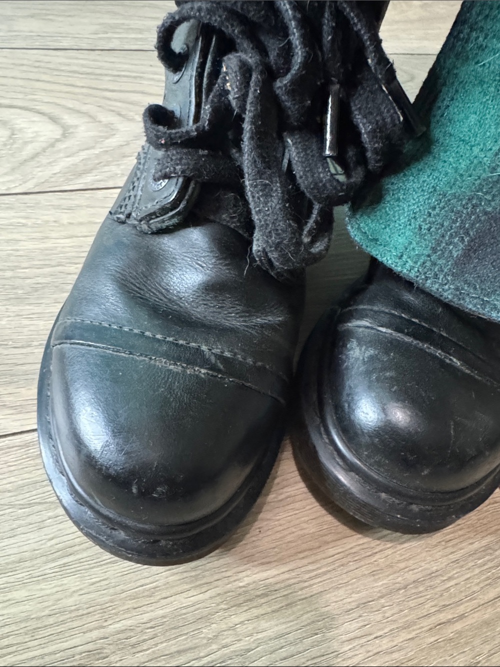 Dr Martens  Leather Lace-Up Combat Boots with Green Cuff - Picture 5 of 10